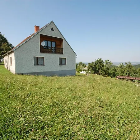Dom wakacyjny Holiday Stechovice/bohmerwald 1527 *
